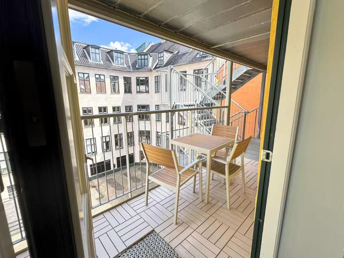 Perfect Apartment For Friends & Families In Central Copenhaga Exterior foto